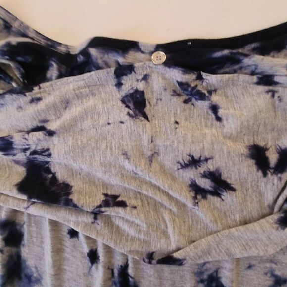 MICHAEL Michael Kors Retro Tie Dyed T Shirt with Matching Scarf - Picture 7 of 10